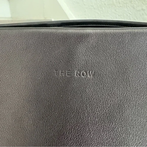 NWT THE ROW Large N/S Park Tote Shoulder Bag in Black Originally $3250 - Picture 9 of 14